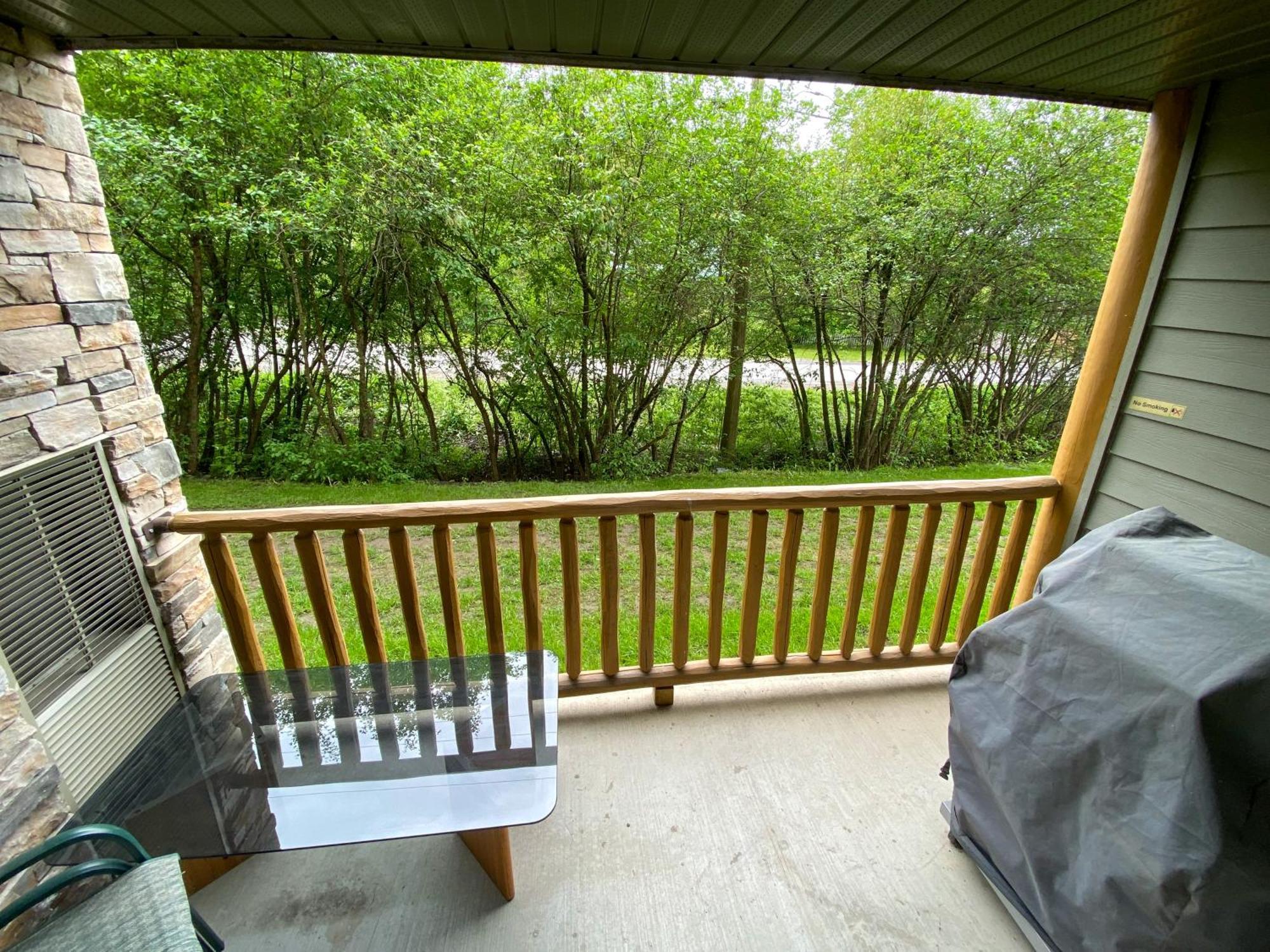 Silver Rock Condominiums By Fernie Central Reservations Exterior photo