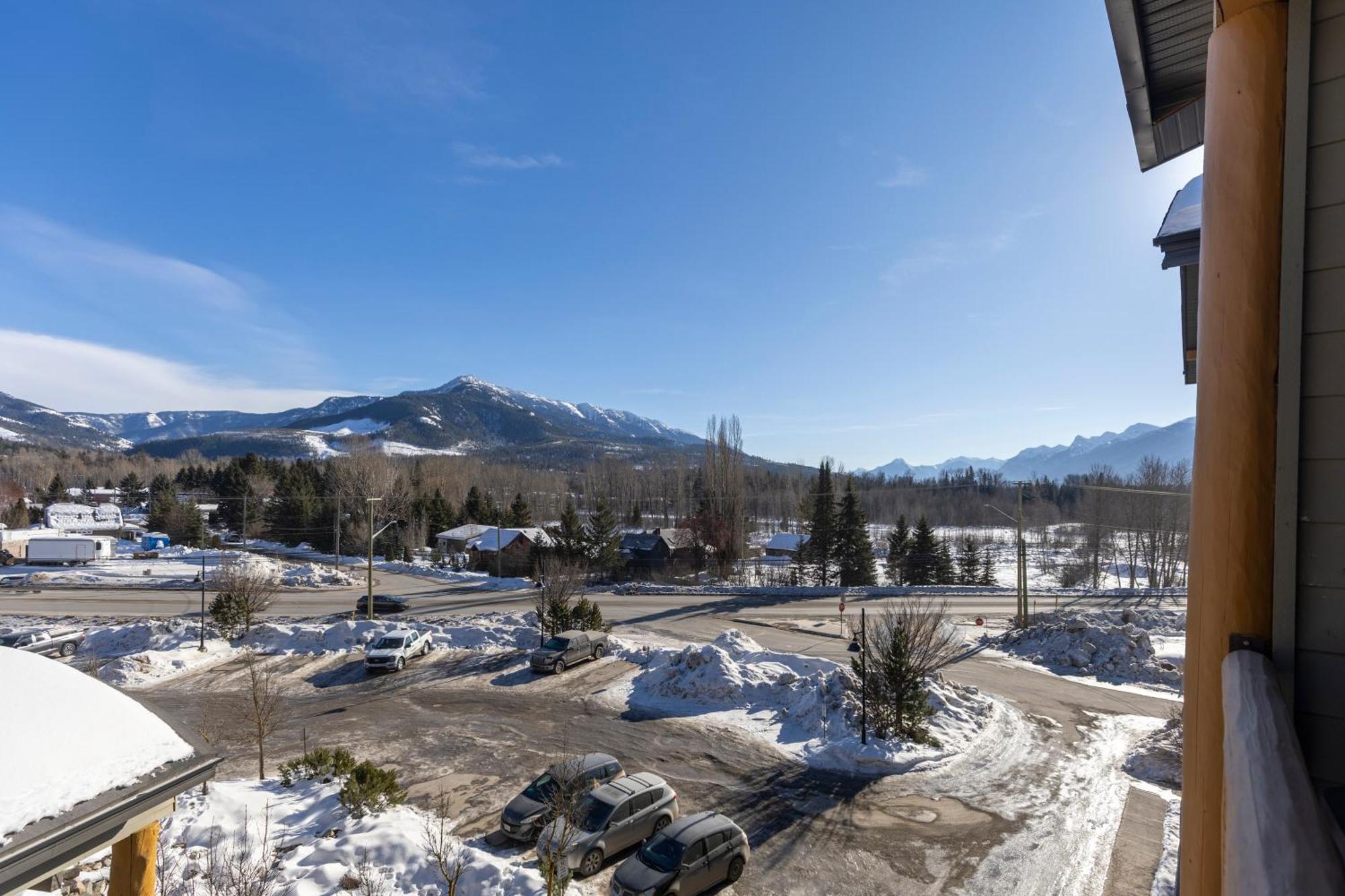 Silver Rock Condominiums By Fernie Central Reservations Exterior photo